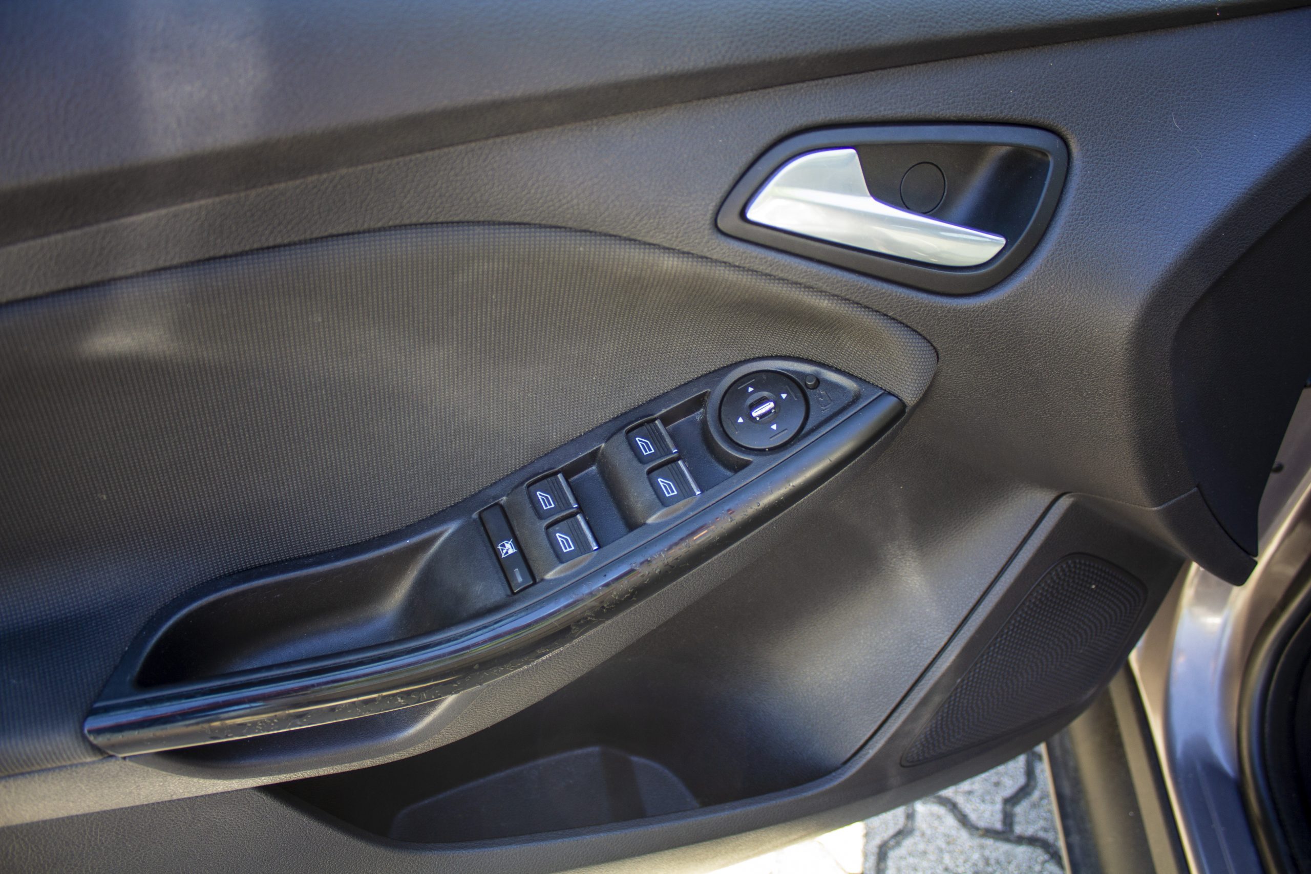 Fahrwerk – Fahrzeugdetail – Foto 7