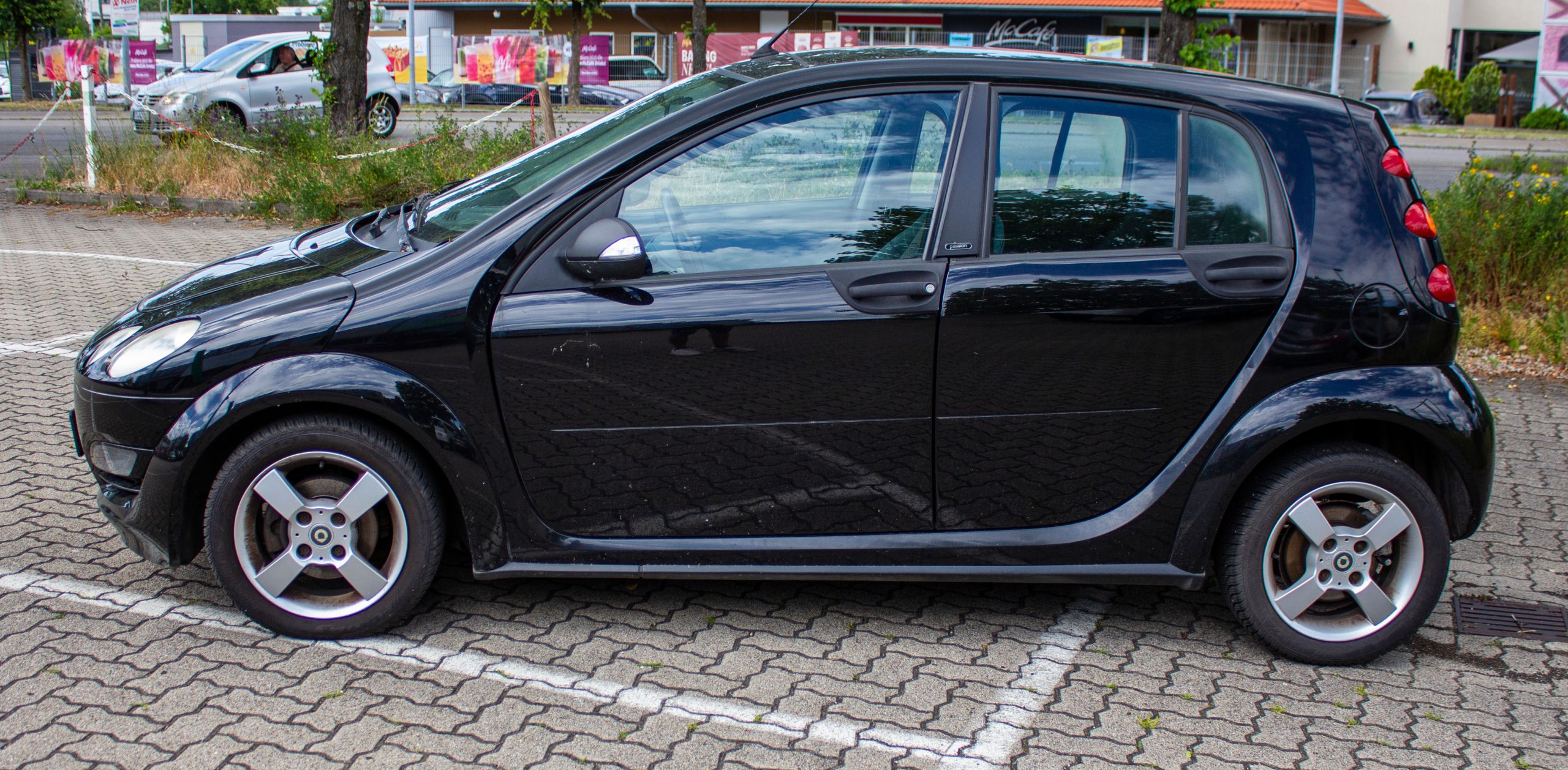 Fahrwerk – Fahrzeugdetail – Foto 2