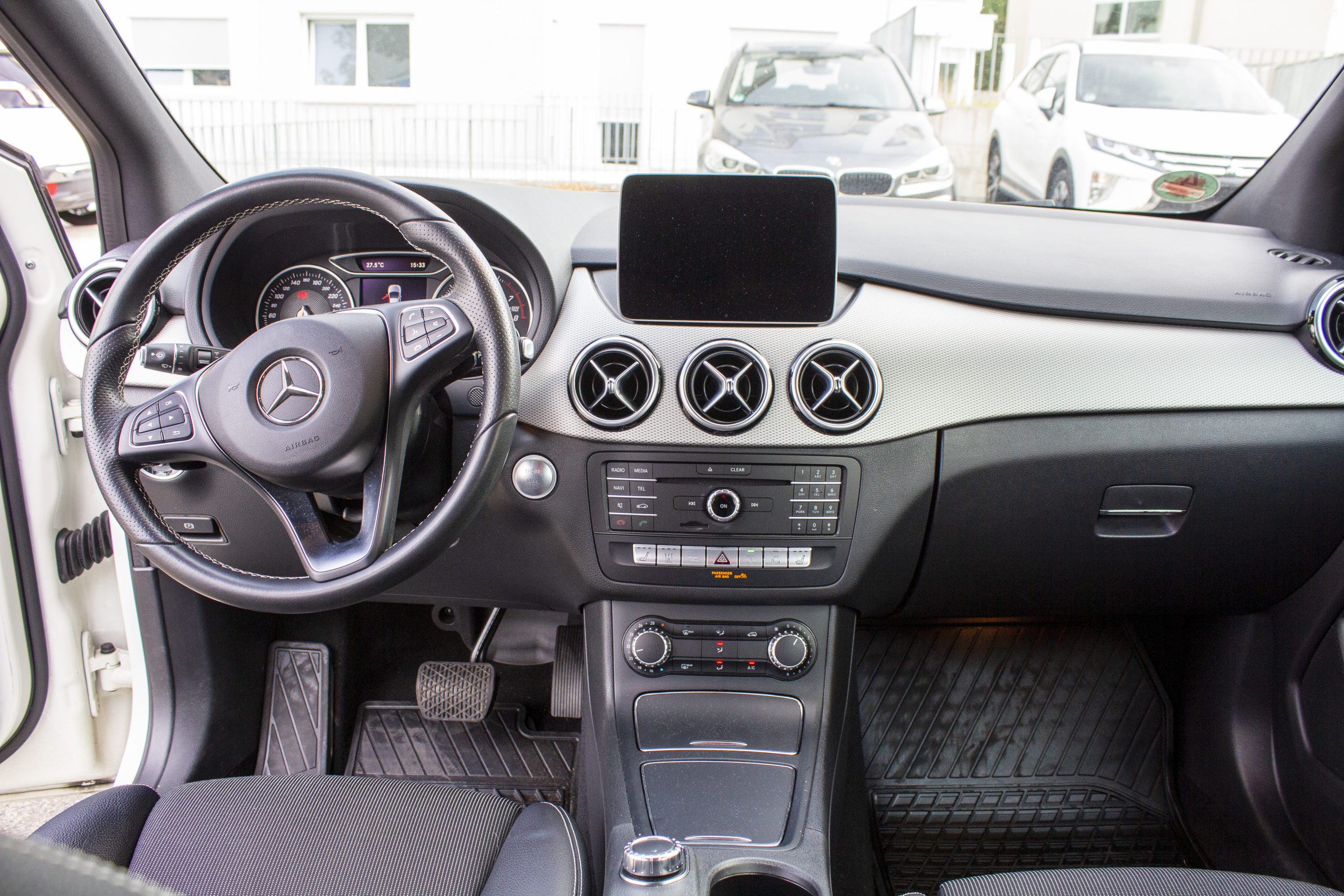 Fahrwerk – Fahrzeugdetail – Foto 8